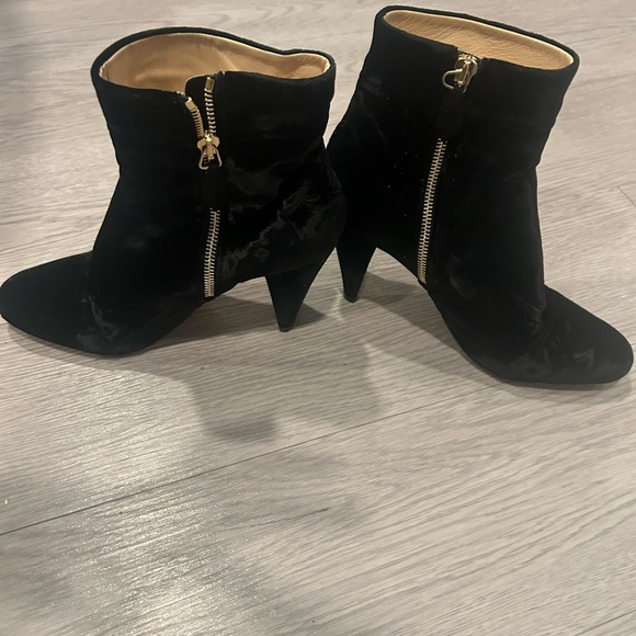 Marion Parke Ditto Velvet Cap Toe High Heeled Bootie Size 37 - Picture 1 of 7